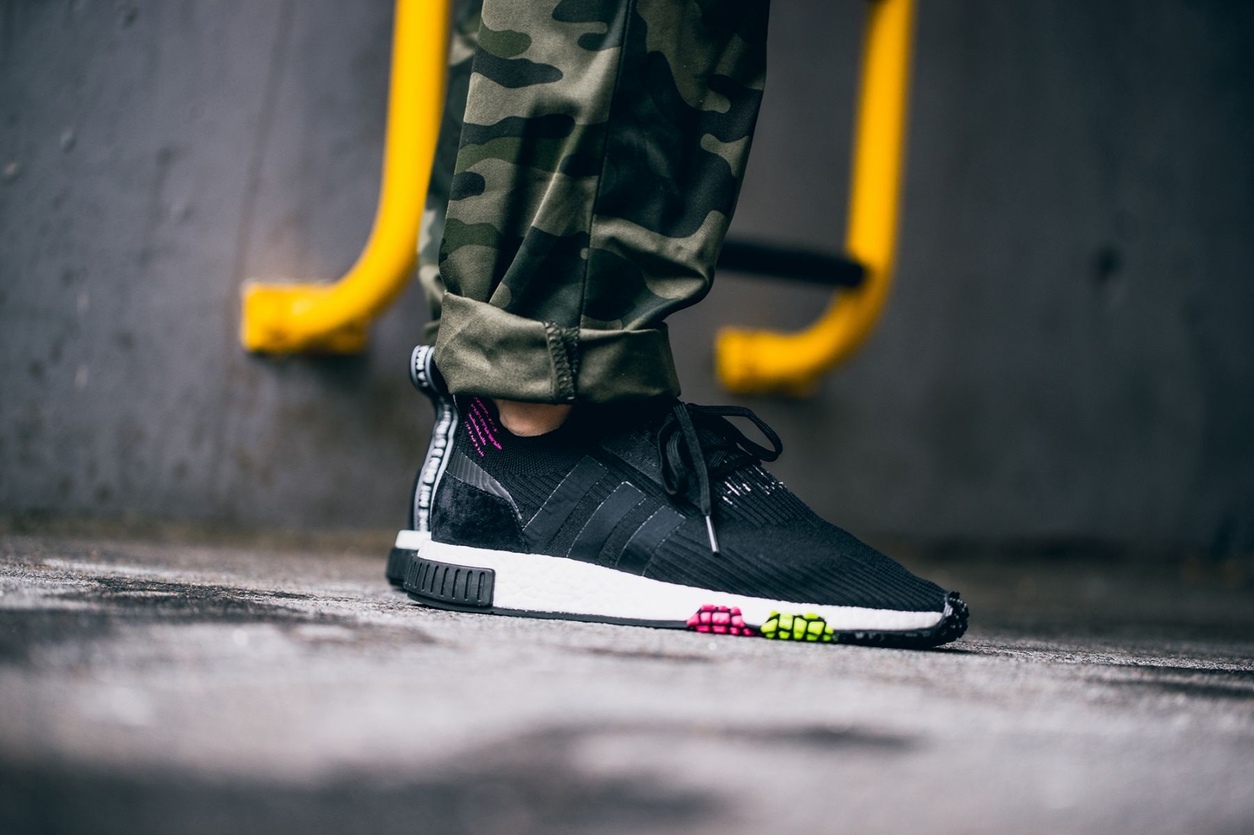 Adidas nmd racer solar pink hotsell